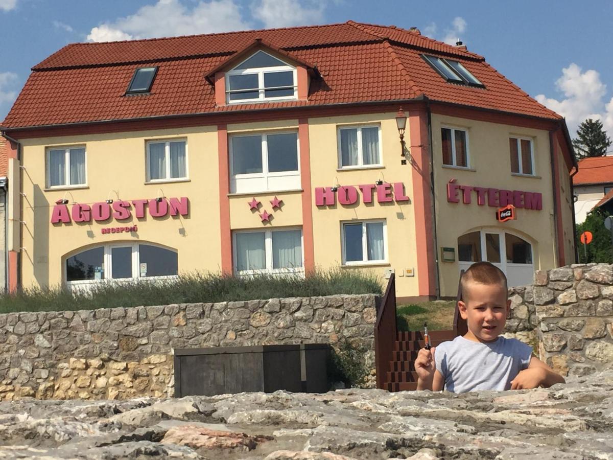 City Hotel Agoston Pětikostelí Exteriér fotografie